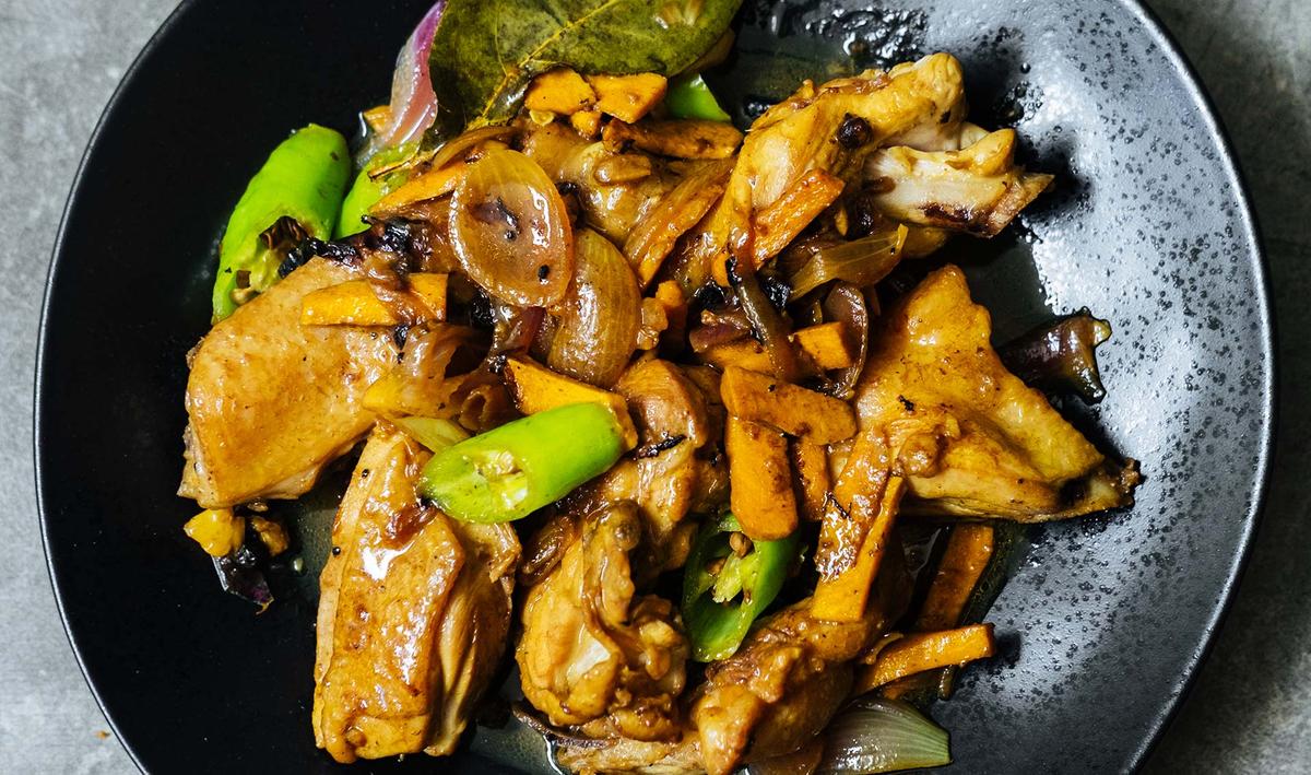 Batangas Adobo Sa Dilaw Turmeric Chicken Adobo Recipe Pepper Ph