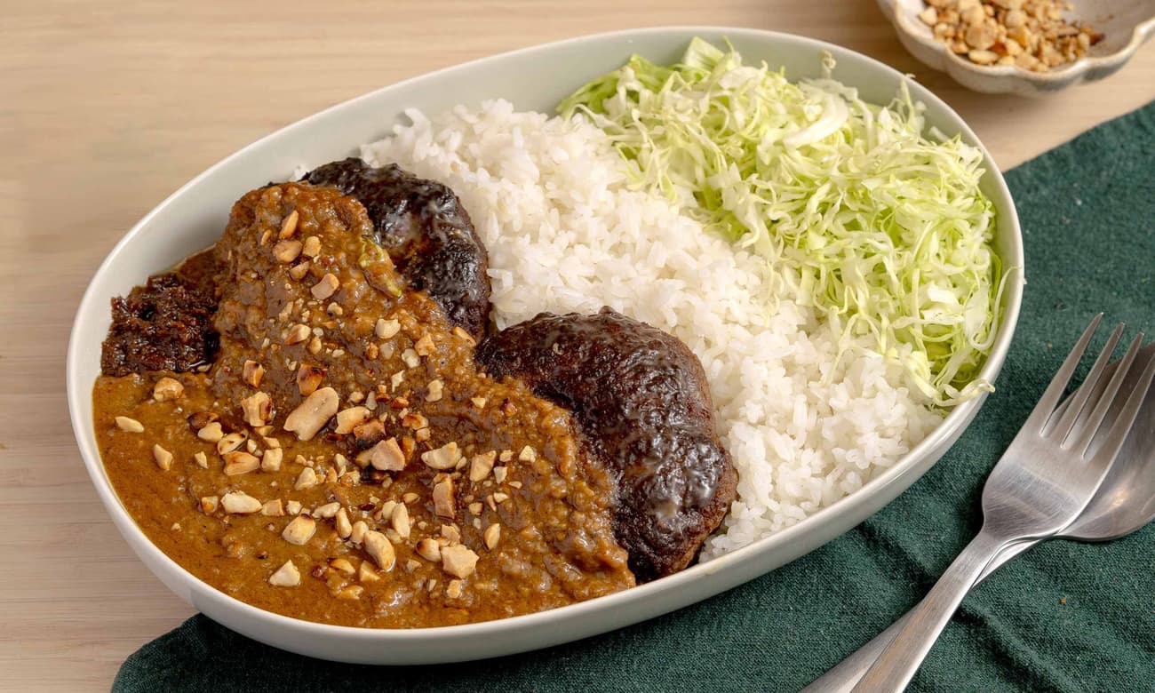 Burger Steak Kare-Kare